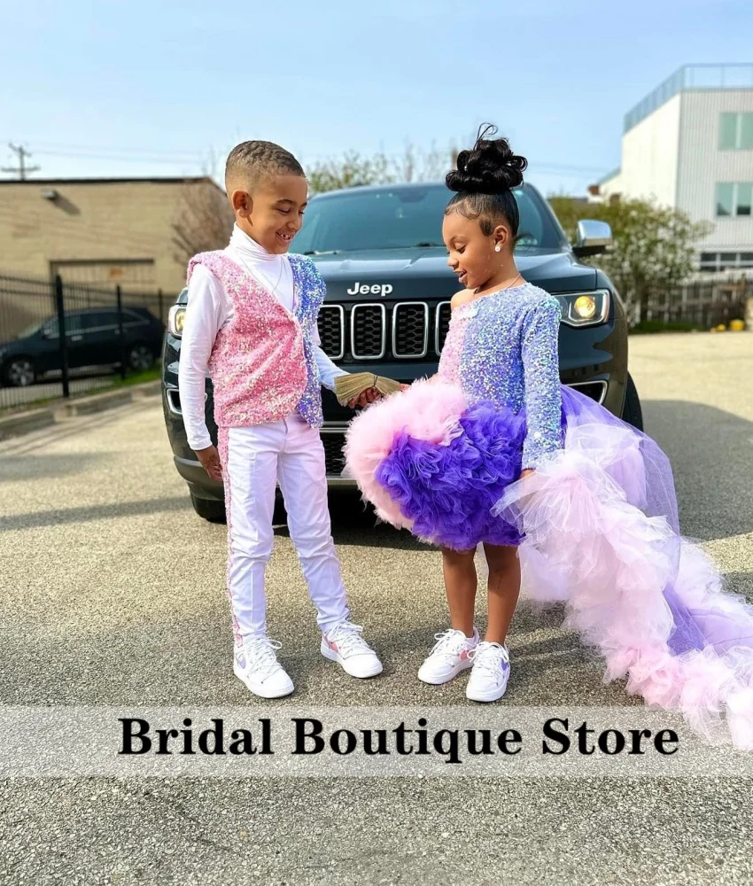 Luxury 2024 New Flower Girls Dress For Weddings Glitter Sequins Beading Ruffles Birthday Gown With Bow and Train Customized 