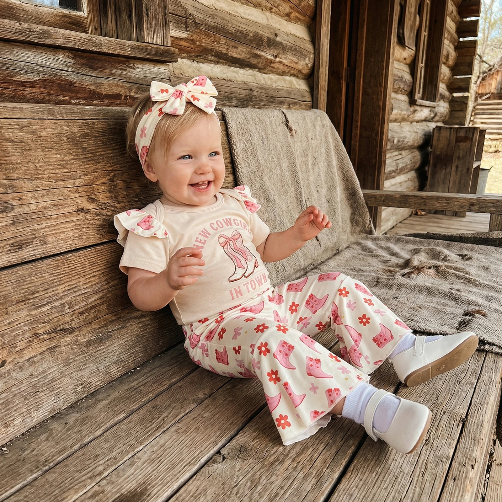Baby Girl Summer Outfit Boots Flower Bow Pattern Short Sleeve Romper Flared Pants Bow Headband 3 Pcs Set