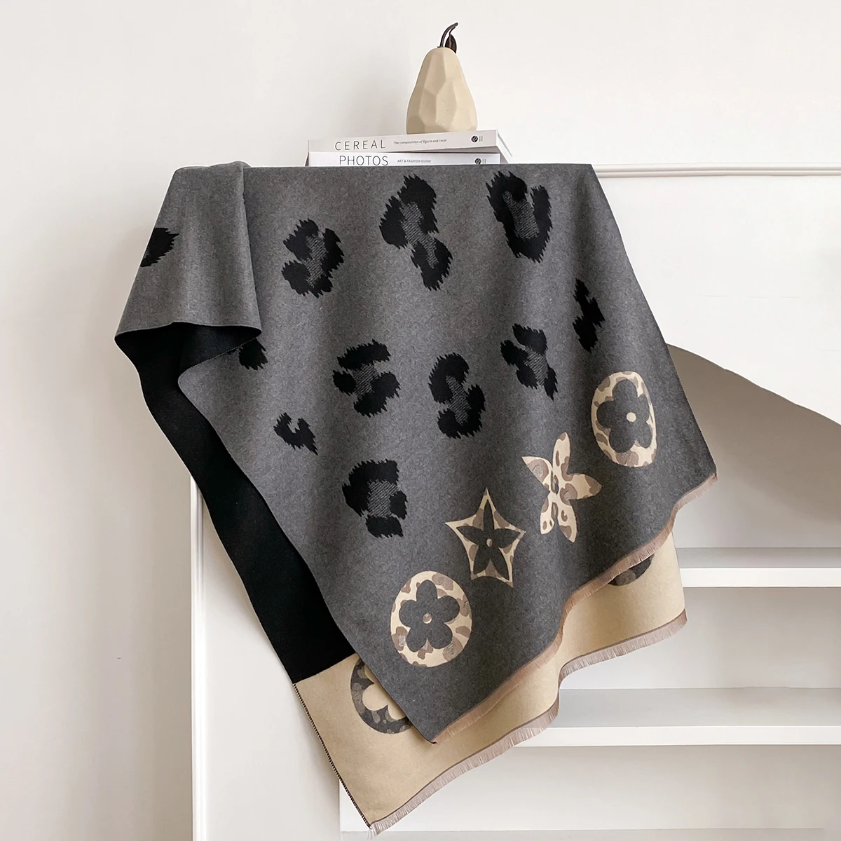 Elegant Ladies Pashmina Jacquard Imitation Cashmere Scarves Winter Thick Warm Two-Sided Shawl Coldproof Windproof Blanket Scarf