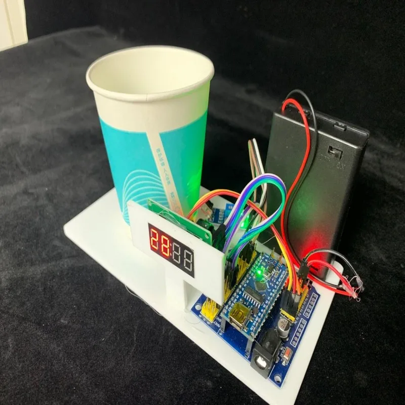 手作りの飲料水リマインダーロボット、飲料水、科学、DIYキット、ナノ、プログラム可能なスターター、arduino