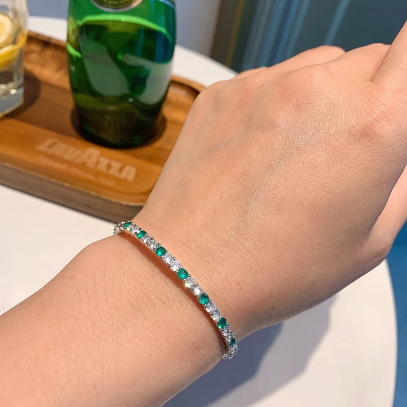 

Ювелирные изделия в европейском и американском ретро-стиле, популярные среди интернет-знаменитостей, классический корейский браслет с микроинкрустацией цветными камнями и изумрудами.