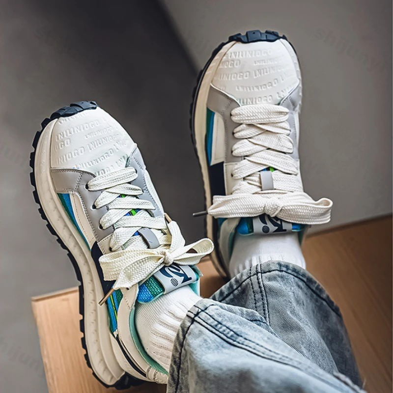 

Дышащая мужская повседневная обувь, осень 2023, новые уличные нескользящие кроссовки на платформе, увеличивающие рост, удобная вулканизированная обувь на шнуровке