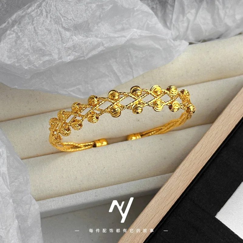 

9999 real glod bracelet, women's gold Bohemian landscape face open four-line watermelon bead bracelet