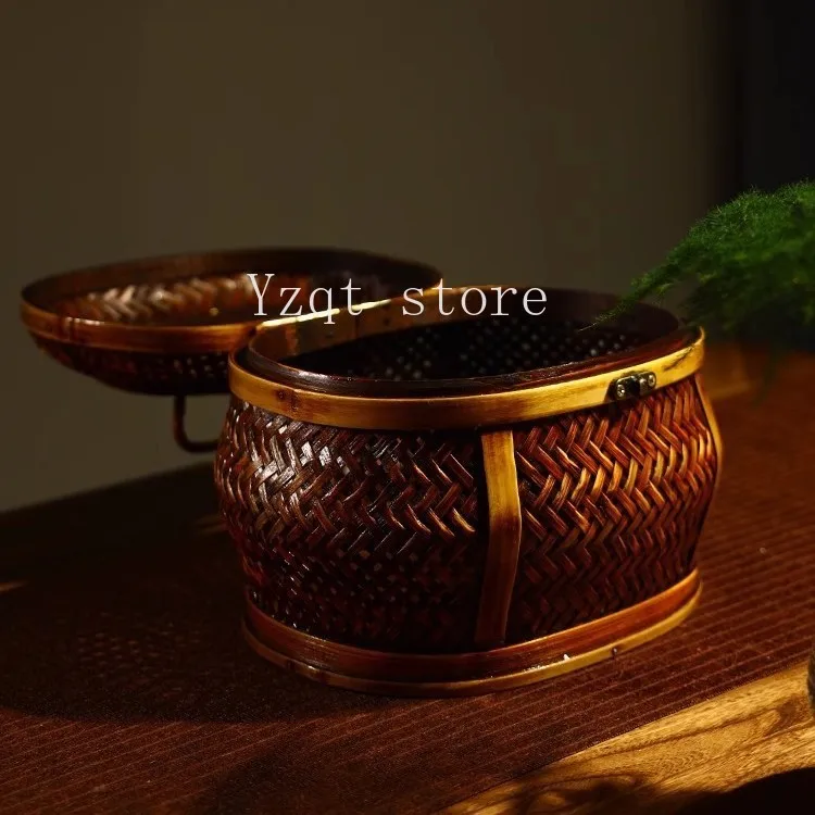 Deep mountain old bamboo weaving retro and old kinds of national style storage box jewelry box basket antique homestay tea room
