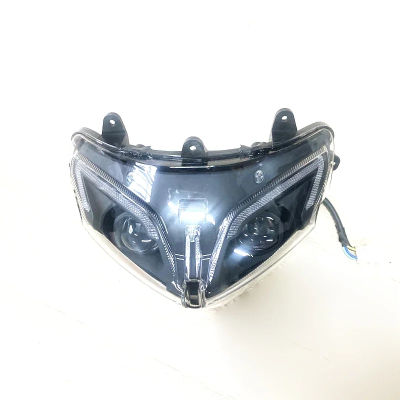 Acessórios para motocicleta TRK251 Farol dianteiro BJ250-18 Conjunto de farol