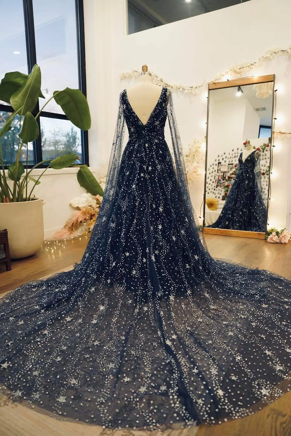 custom Gorgeous Navy Blue A-line Evening Paert Dress with Cape Sleeves V-neck Floor Length Wedding Gown Boho Gown   Soiree