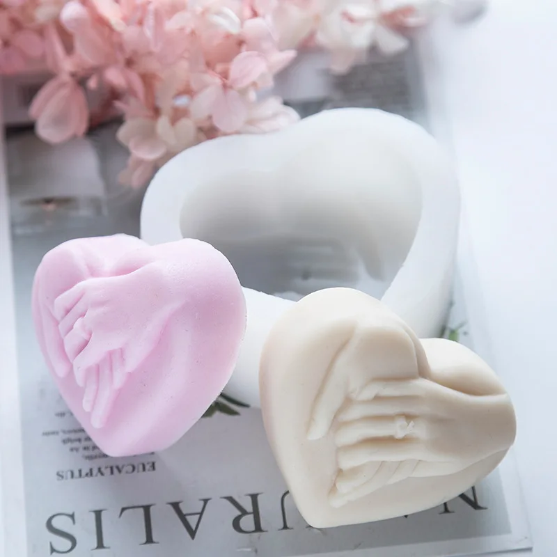Love Hand in Hand Candle Mold Gypsum Grinding Tool Heart Shaped Chocolate Wedding Cake Candle Silicone Mold