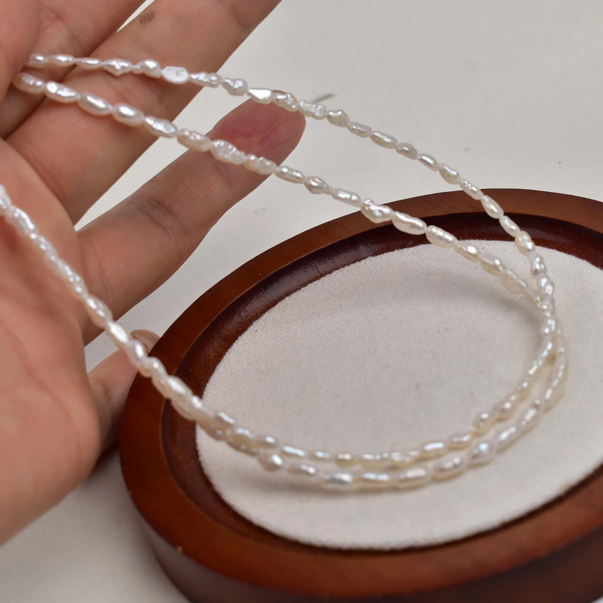 4-5 مللي متر صغير الباروك ثقب مستقيم اللؤلؤ لؤلؤ المياه العذبة الطبيعية سلاسل الأبيض على الوجهين بريق اللؤلؤ بالجملة و DIY بها بنفسك #6