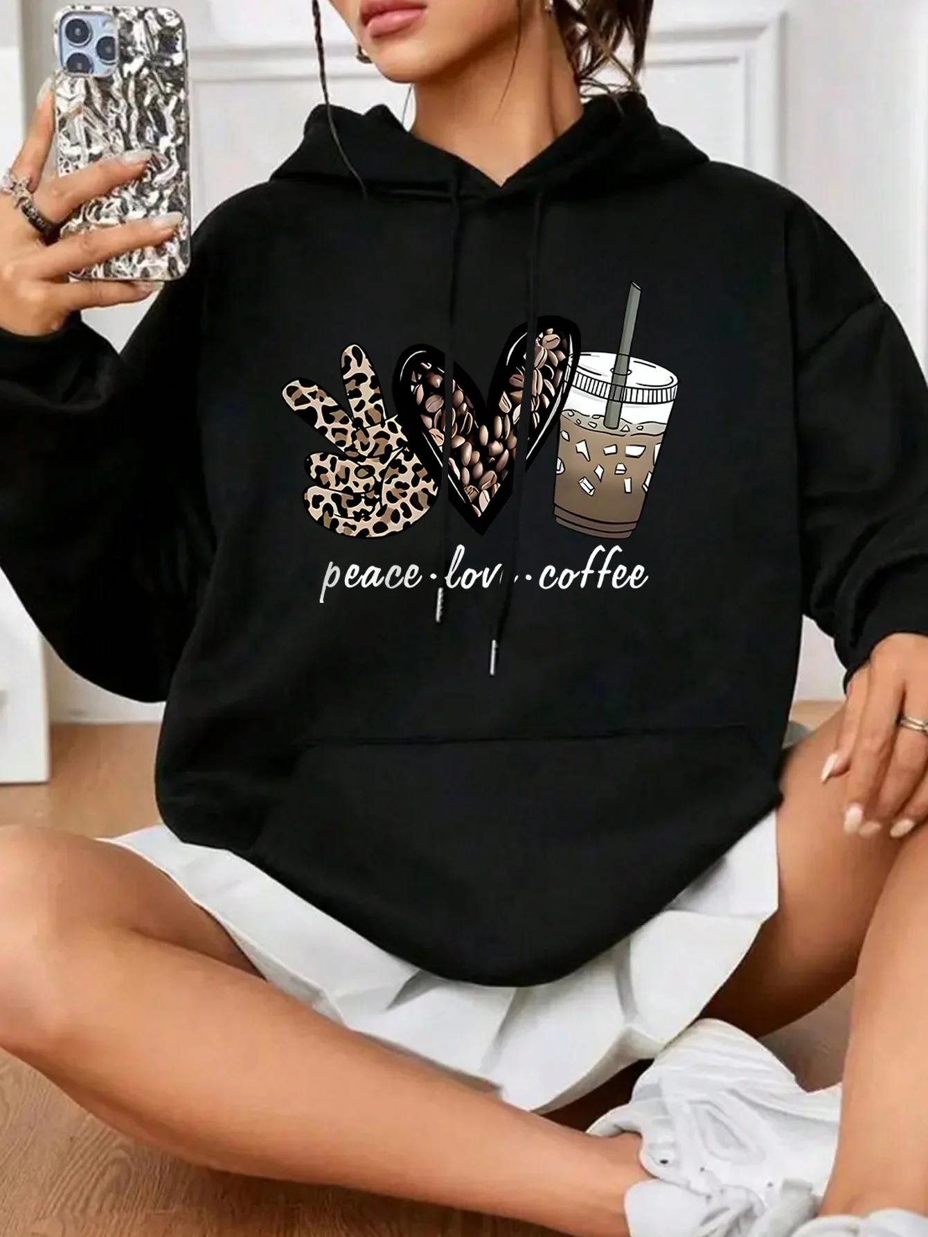 Popular fashion plus heart and letter graphic kangaroo pocket drawstring hoodie, women's comfortable casual hoodie for women