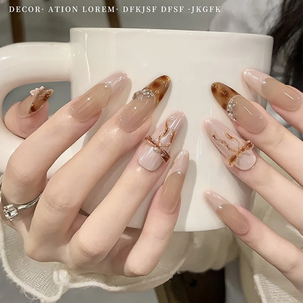 1 Doos Looien Hello Kitty Nail Art Charms 72 Stuks Gemengde Hars Kawaii Zomer Zwarte Huid Hello Kitty Nageldecoratie manicure Onderdelen