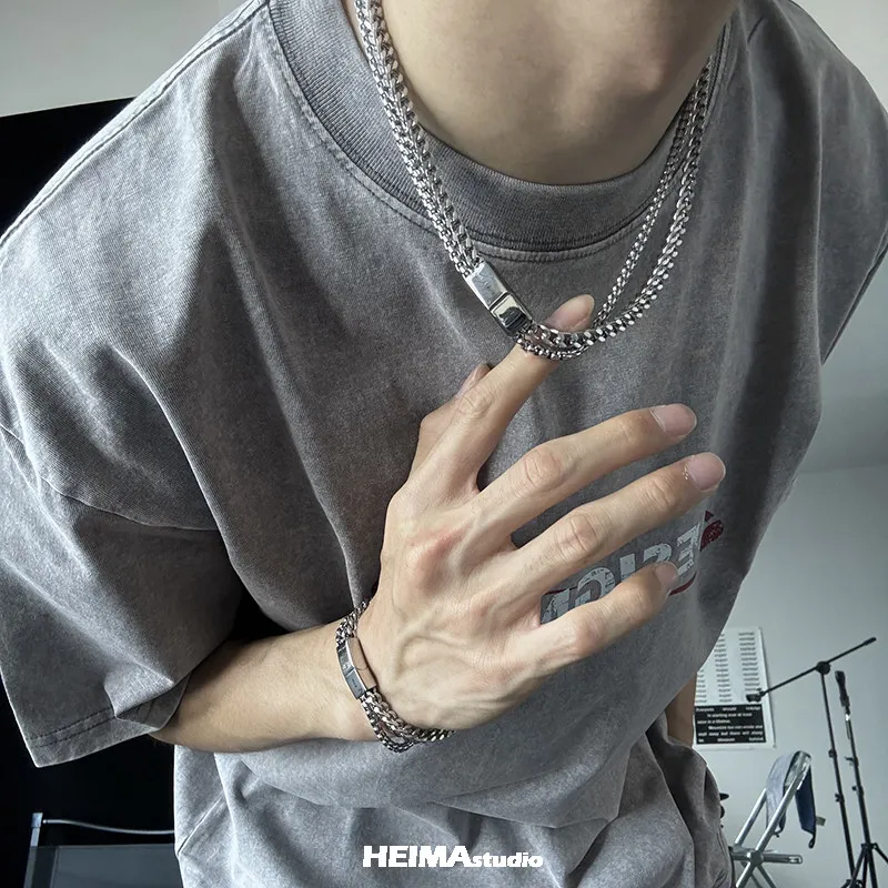 チタンとスチールのダブルキューバンネックレス,男性用,レトロ - Charm Necklace Dainty のレビューと価格