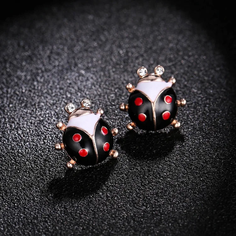 المينا سبعة نجوم الخنفساء وأقراط للنساء موضة الحشرات كريستال جميل لطيف الفتيات الأذن ترصيع الديكور مجوهرات نسائية