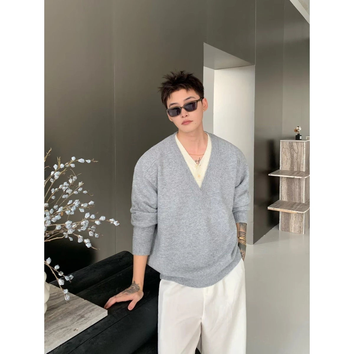 

Slim Fit V-Ne Knitwear Men's Faionable Autumn Winter Base irt Japanese Sle New Model Youthful Personali Upper Body