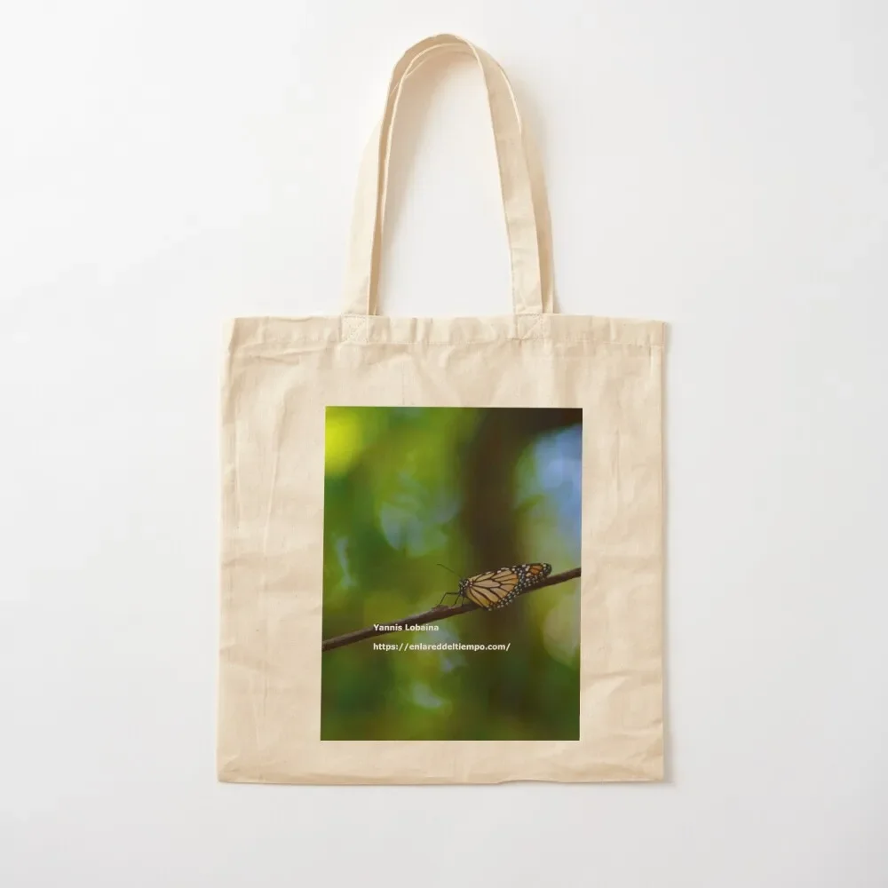 

Copy of Monarch butterfly before flying in search of sun By Yannis Lobaina Tote Bag women bag Shopping bags Tote Bag