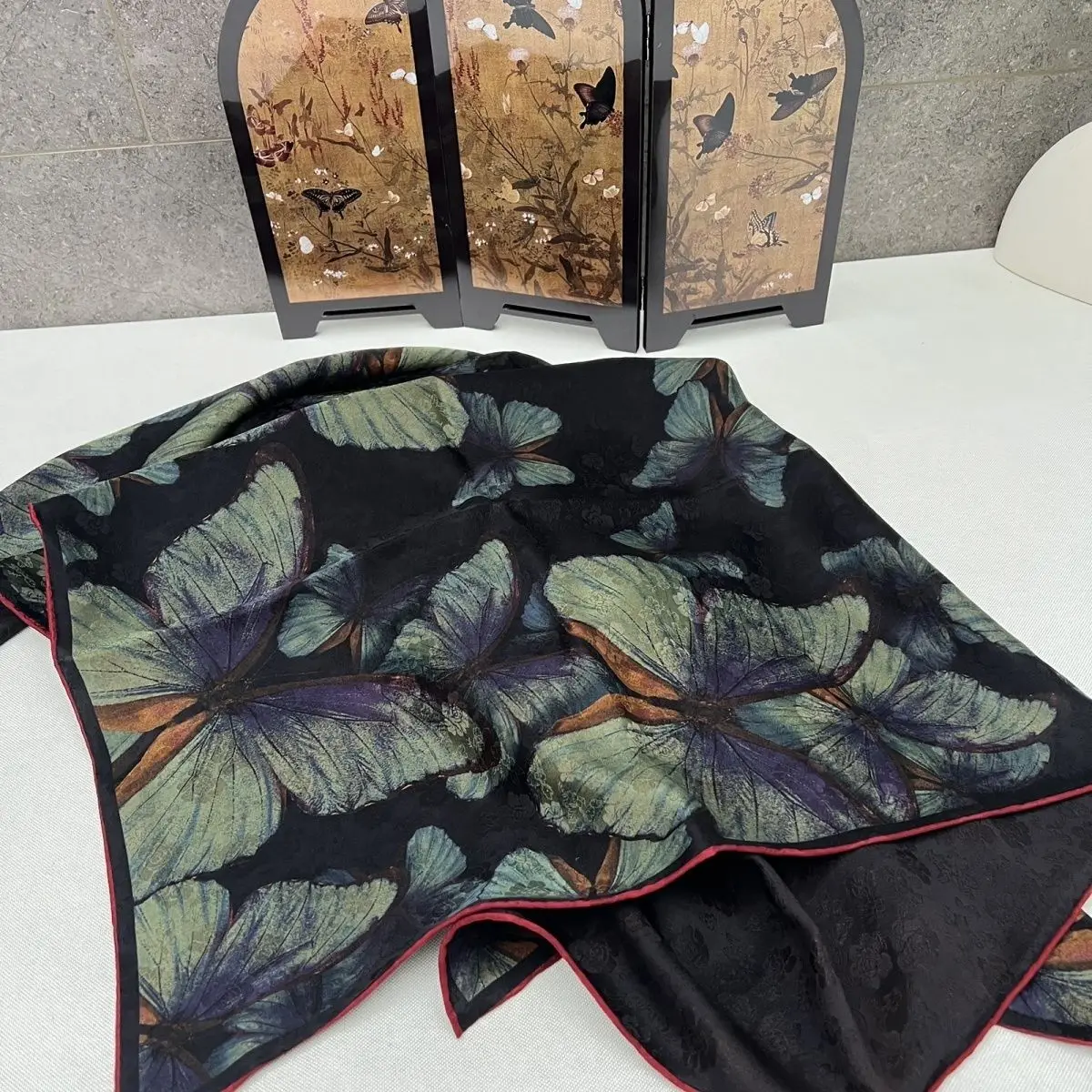 

Старые материалы, передний спрей, шелковая ароматная пряжа с облаком, 106*106, шарф, шаль, шелковый шарф, квадратный шарф