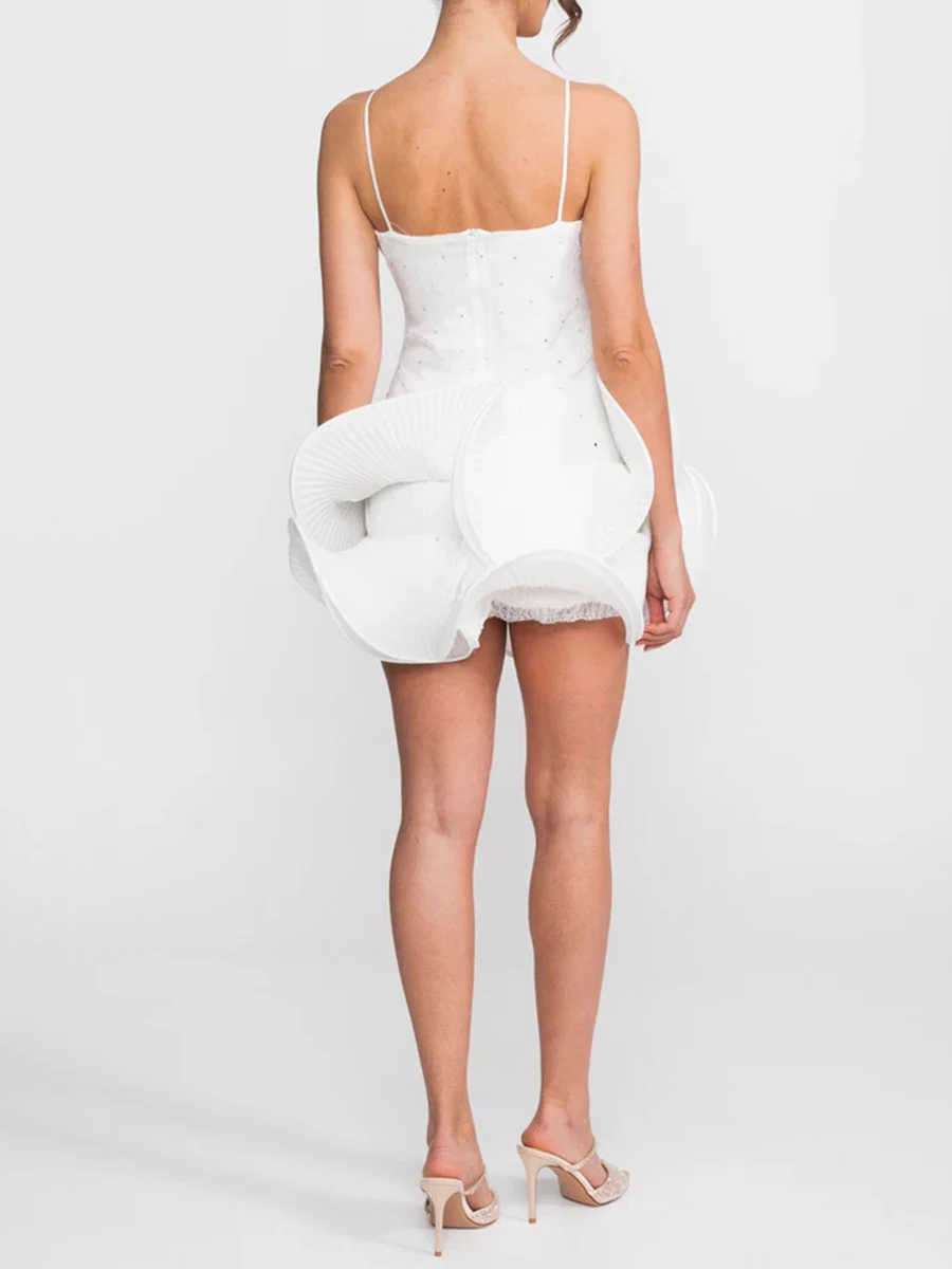TWOTWINSTYLE Romantic Dates White Rhinestone Accent Mini Dress for Strap Design Slimming Flounce Hem Skrit for Birthdays Party