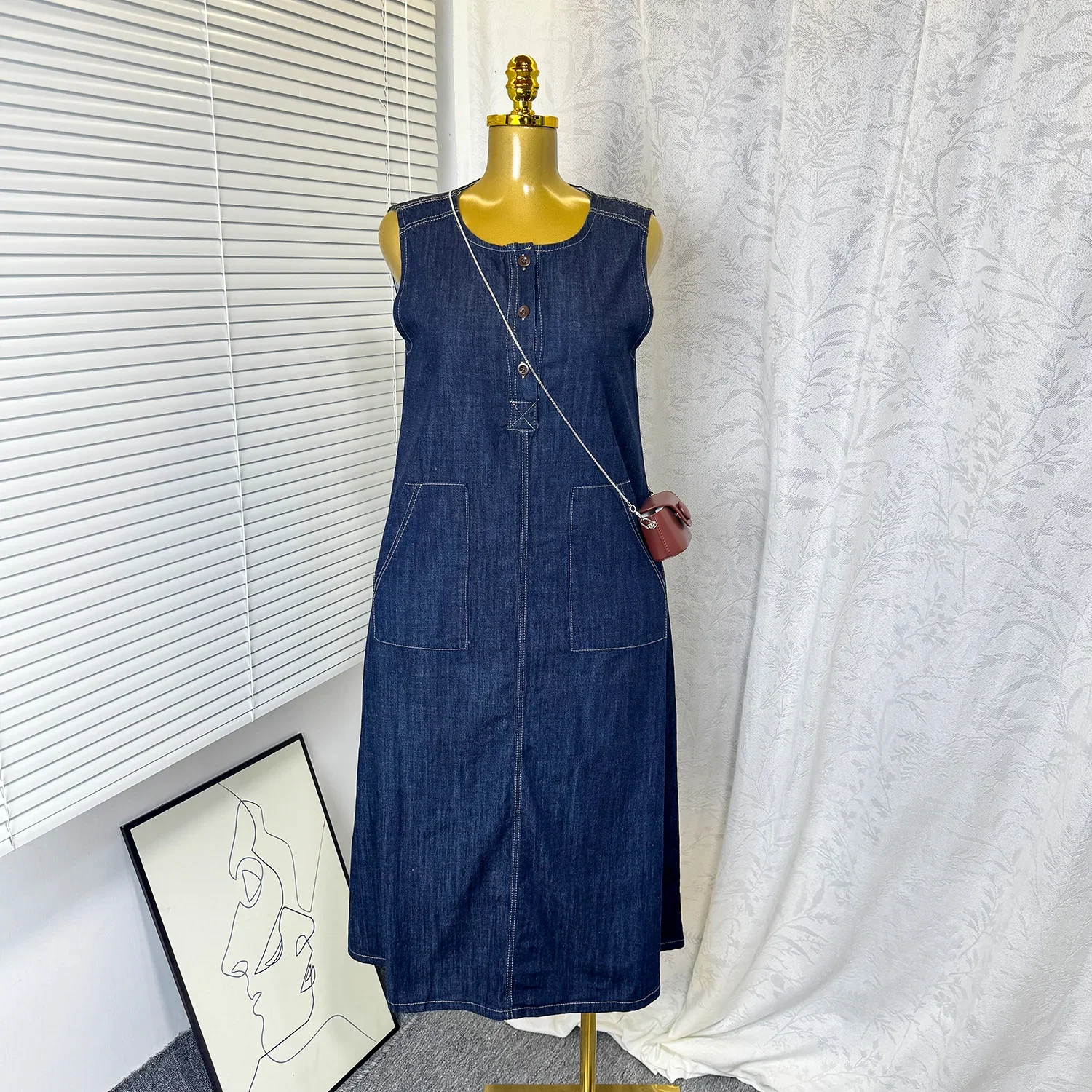 

2025 Summer's New Korean-style Fashionable and Casual Sleeveless Slimming Vest Denim Mid-length Dress for Women+Bag Accessories