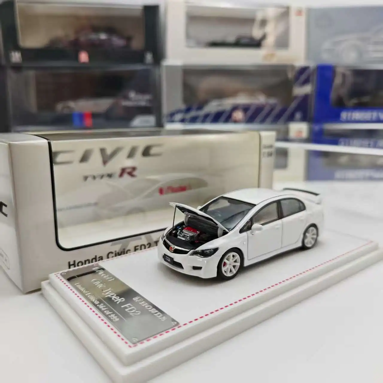 Model satu 1: 64 Model Mobil Alloy Tipe-R FD2 Putih