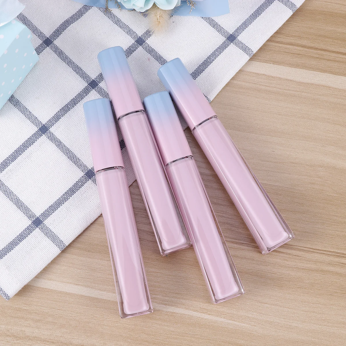 4 個の空のマスカラチューブ容器まつげクリームボトル漏れ防止軽量ホルダーピンクブルーグラデーション持ち運び用