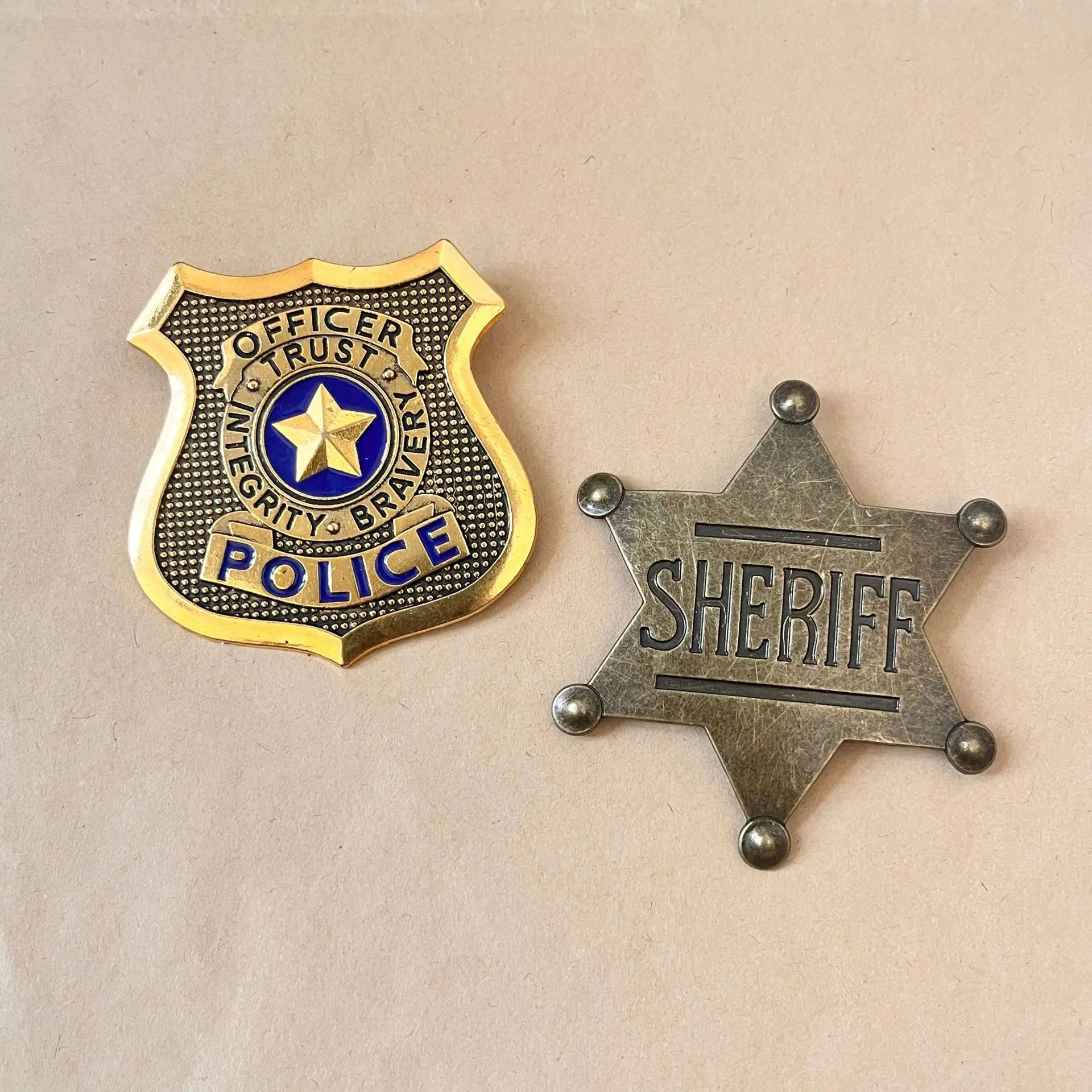 Anime Movie Crazy Rabbit Officer Metal Police Badge Pin European and American Cartoon