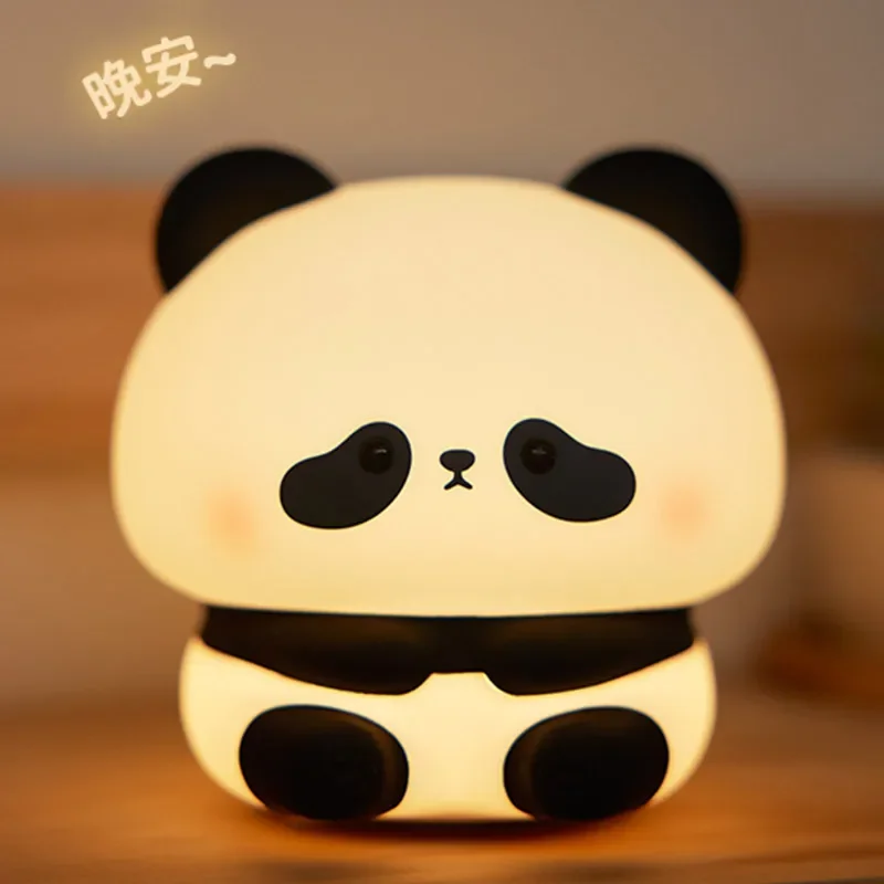 ใหม่ Mini Panda Small Night Light ห้องนั่งเล่นสร้างสรรค์น่ารัก Panda Pat 3 ความเร็วปรับแสงเดสก์ท็อปตกแต่งของขวัญการ์ตูน