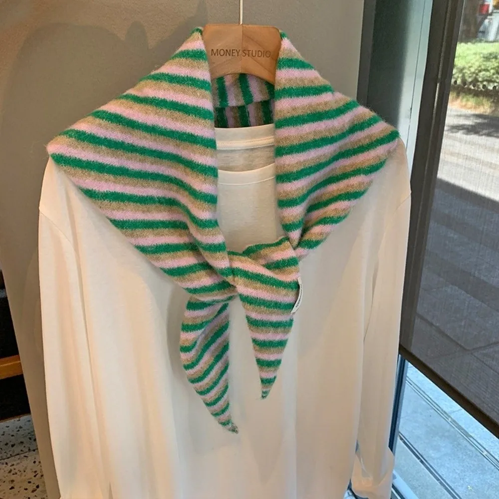 

Trendy Versatile Knitted Triangle Hijab Warm Soft Shawl Scarf Striped Pattern Knitted Scarf Winter Season Women Headscarf