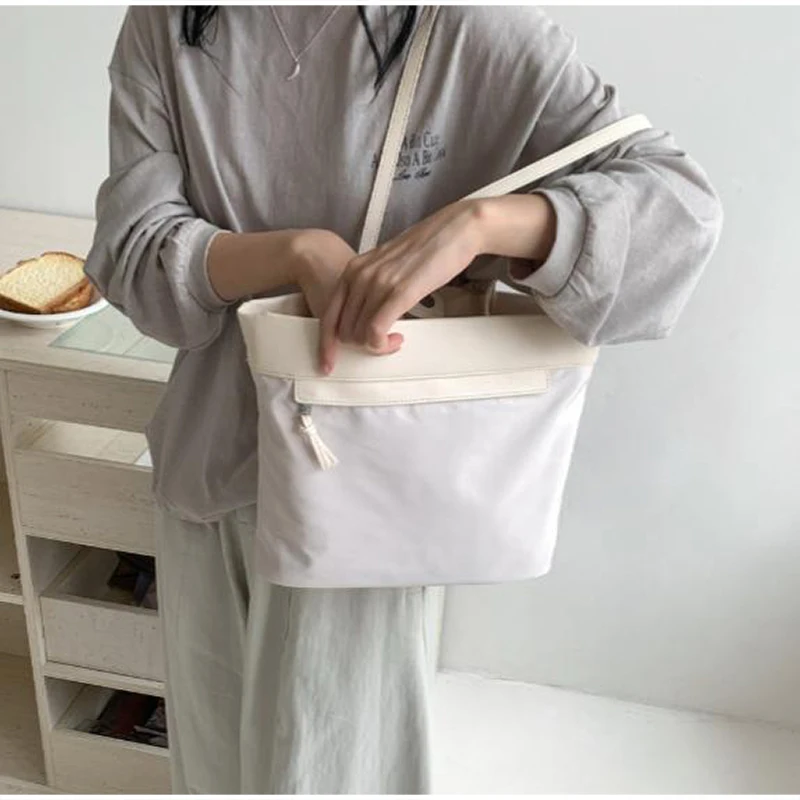 Koreanische Schultertasche, Leichte Damen-Handtasche mit Großer Kapazität aus Nylon, Vielseitige Shopper-Tasche für Arbeit und Freizeit – Detail 18