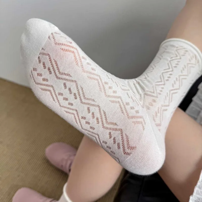 

Socks Women's Summer Thin Simple Solid Color Medium Tube Socks Versatile Hollow Breathable Stockings Sweat-absorbing Deodorant