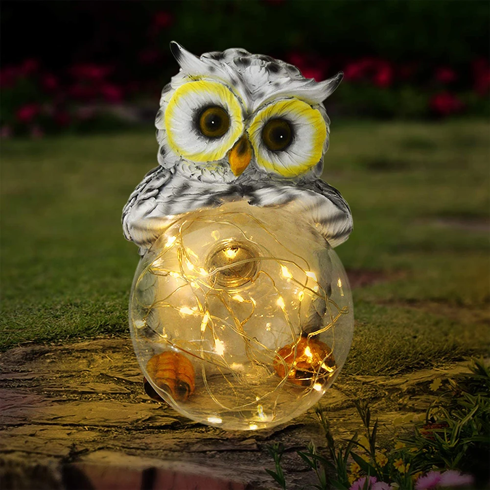 Solar Powered Lights Resin Owl Shape Holding Ball LED Night Light Animal Statue Table Lamp For Bedside Outdoor Lights For Garden