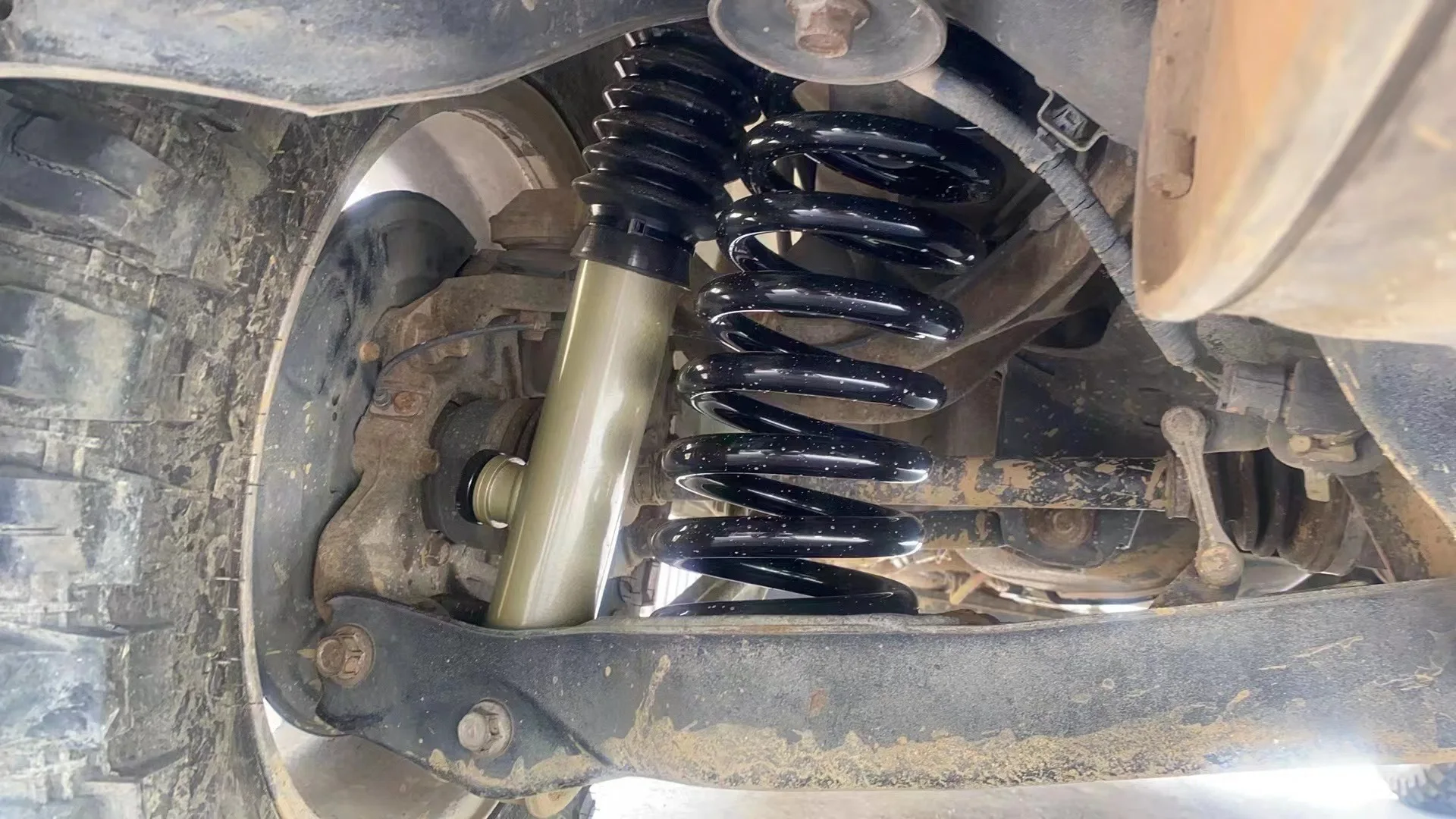 Soft And Hard Adjustable Shock Absorber Spring Modification And Lifting Kit Suitable For Suzuki Grand Vitara