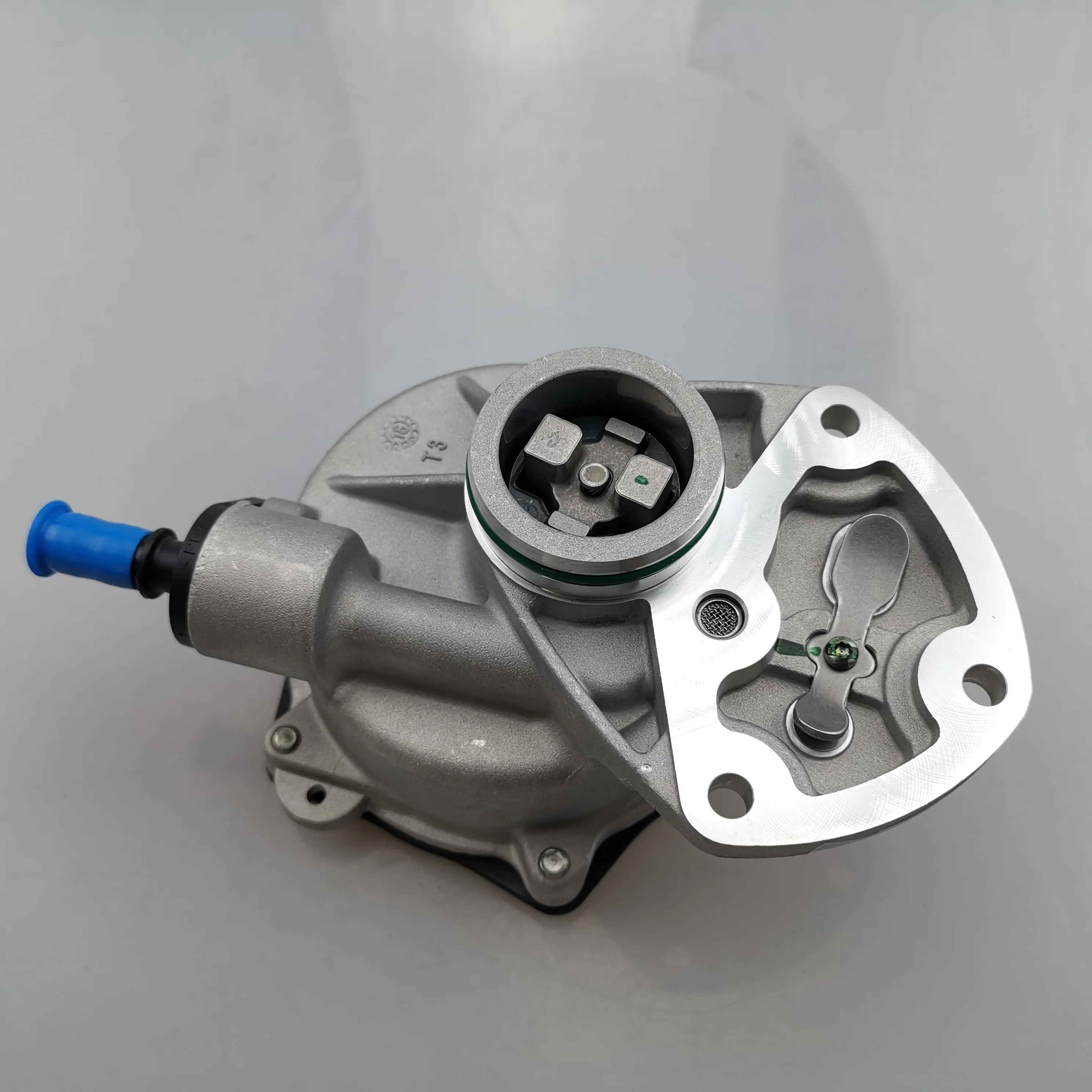

SAIC MAXUS G10 2.0T engine vacuum pump assembly 10254134