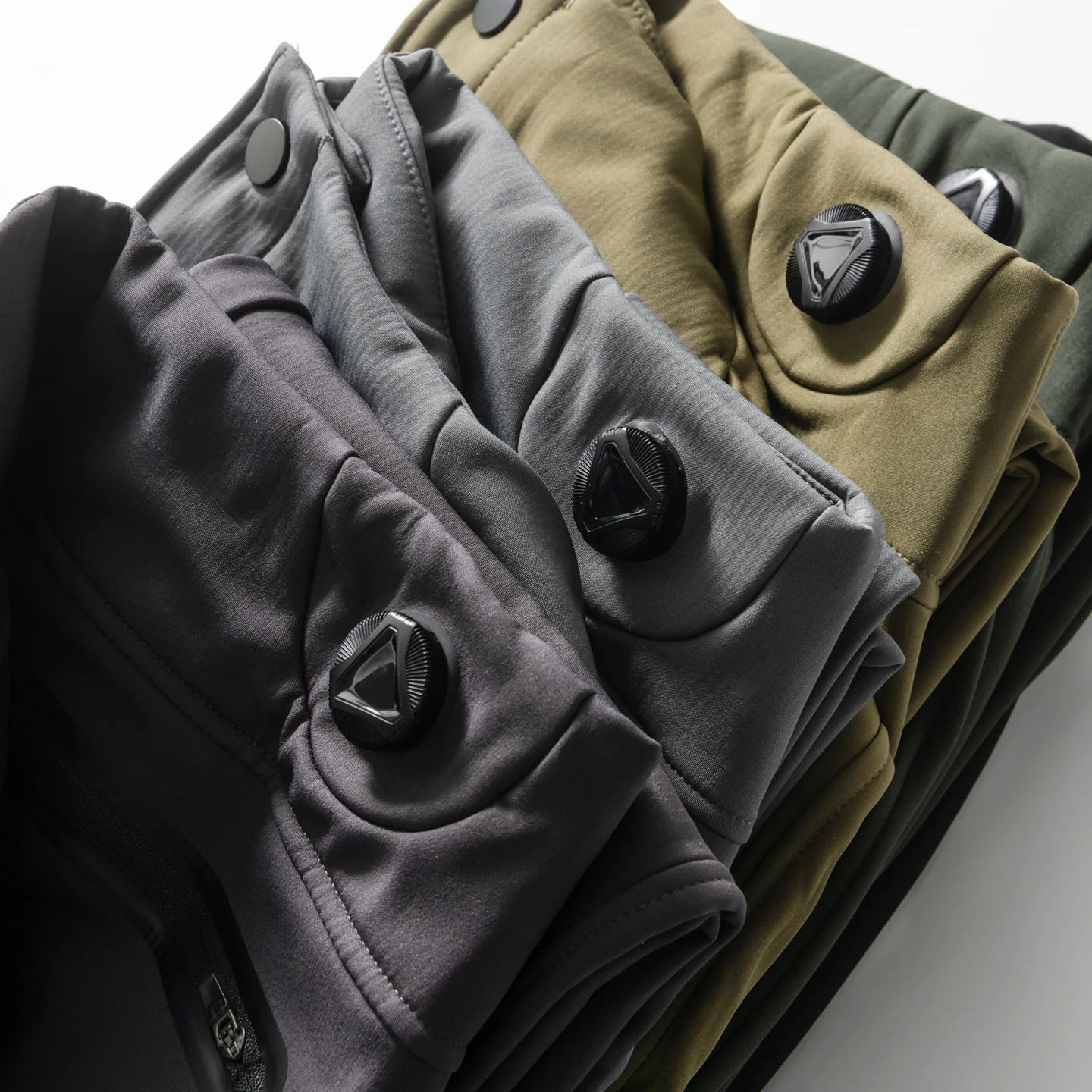 

Waterproof Fleece Lined 3D Tailored Men's Soft Pants Adjustable Waist Zipper Closure Casual Long Trousers Outdoor Style