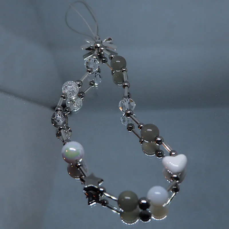 Cordino a catena con cinturino con ciondolo per cellulare grigio per donna acrilico Love Heart Glass Crack Beads Girls Y2K accessori per ciondoli gioielli