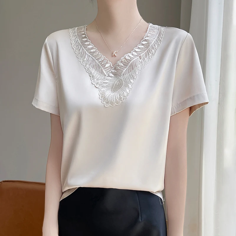 2024 جديد الدانتيل الصيف الدانتيل قصيرة الأكمام الساتان جوفاء بلون الخامس الرقبة فضفاضة رقيقة