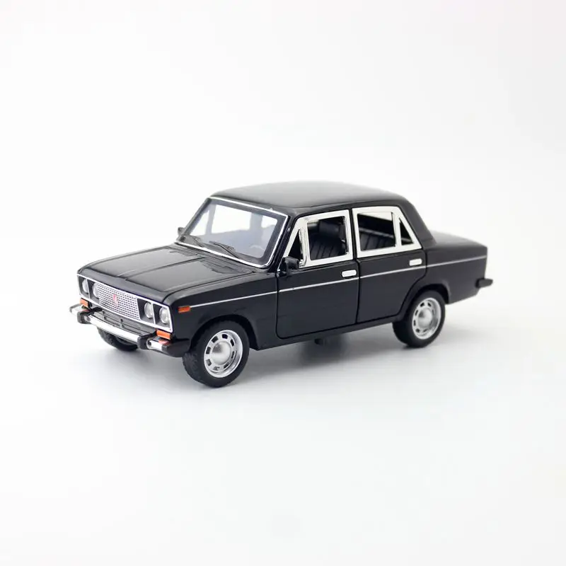 1:24 Scale Diecast Toy Vehicle Model LADA 2106 Classical Car Pull Back Sound & Light Door Openable Collection Gift For Kid