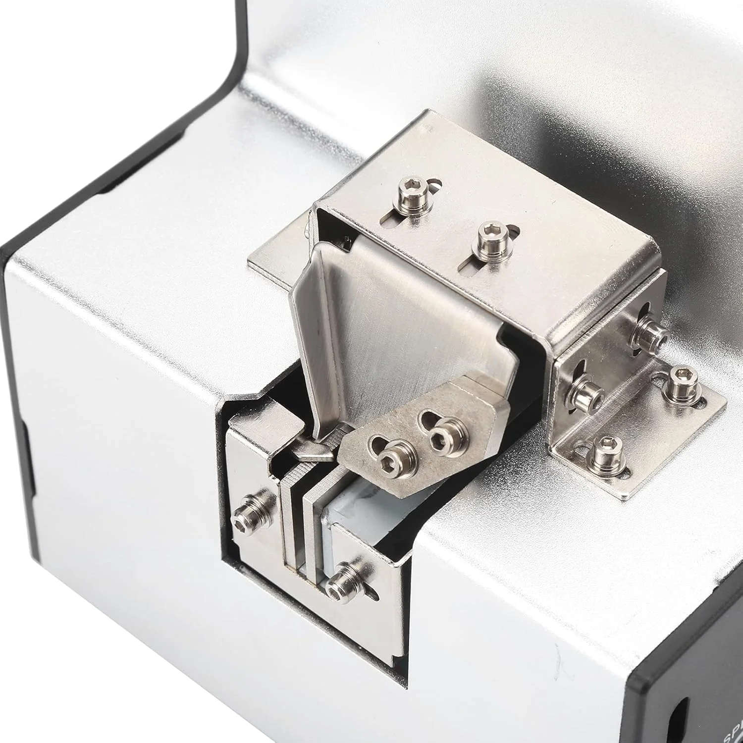 เครื่องขันสกรูอัตโนมัติ  รองรับสกรูที่มีความยาวต่ำกว่า 20 มม.