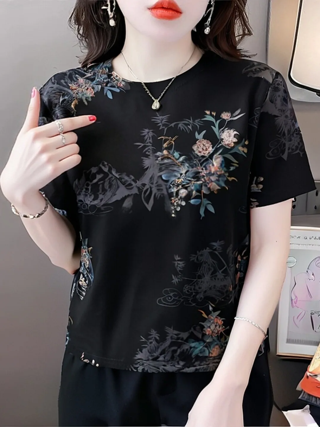

Summer Loose Shoulder Ladies Short Sleeve Mom Versatile T-Shirt Women's Fashionable Slimming Top Korean Style Printed Polyest...