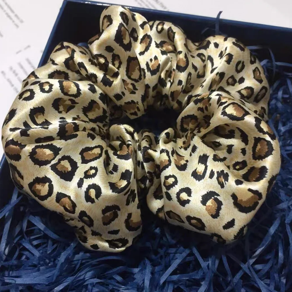 3PCS/Box YANRONG 100% Natural Silk Women Hair Ties Leopard Print Hair Scrunchies (19Momme) Hair Accessories (large/medium/small)