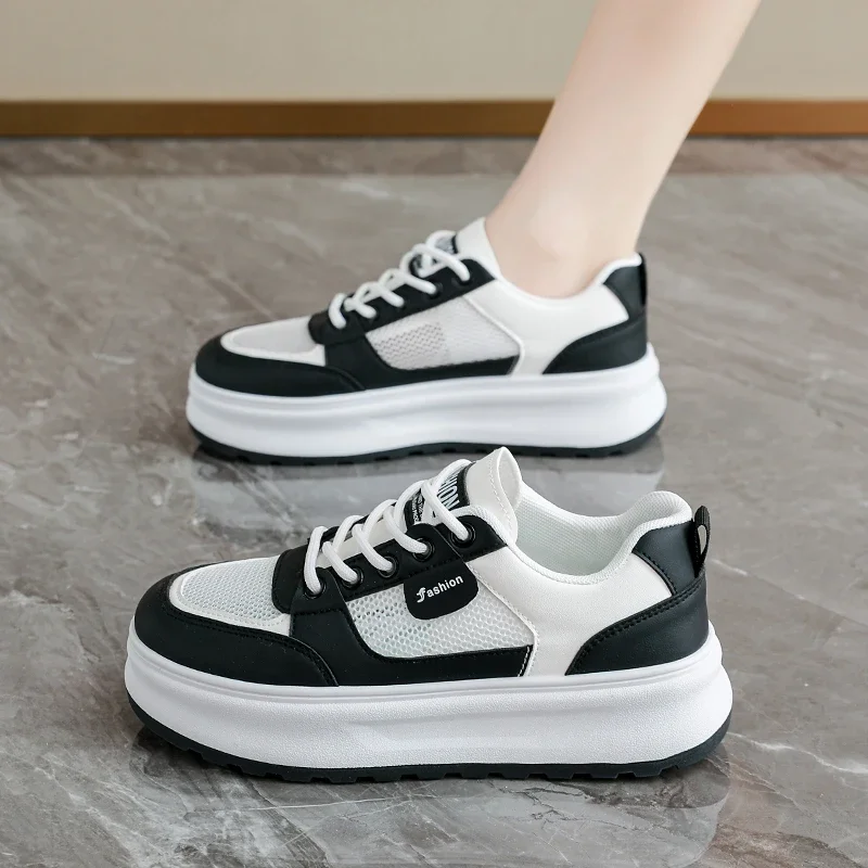 Inner Air Circulation Women Flat Slippers Anti Slip Dry Keeping Structure Daily Indoor Rest Outdoor Leisure Walking Shoes