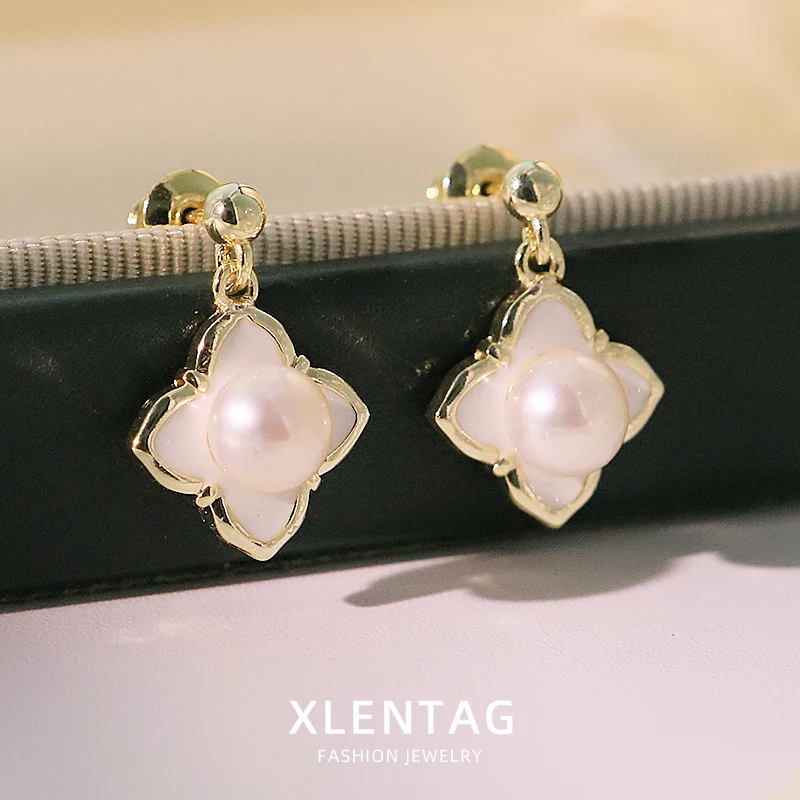 Four-Leaf Clover Natural Freshwater Pearl Pendant Earrings 2025 New Model Fine Pendant Earrings For Ladies Jewellery GE1742