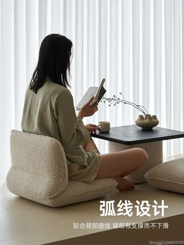 كرسي أريكة كسول على الأرض، كرسي تاتامي ياباني، مقعد بدون أرجل لنافذة النوم في غرفة النوم، وسادة سحابية بسيطة