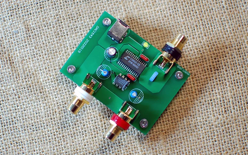 TDA1543 decoding + SUPER super class A parallel regulated power supply