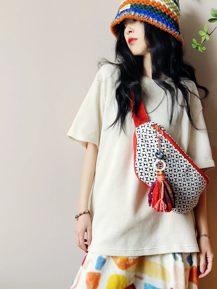 bolso-de-pecho-de-lona-estilo-chino-informal-para-viaje-con-detalle-artistico-de-borlas-interior-de-poliester-suave-cier