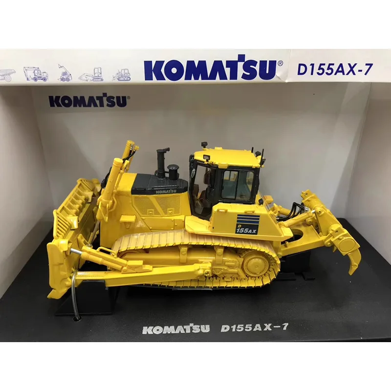 UH 8010 1:50 Scale Komatsu D155AX-7 Dozer Construction Truck Alloy Car Model Collection Ornaments