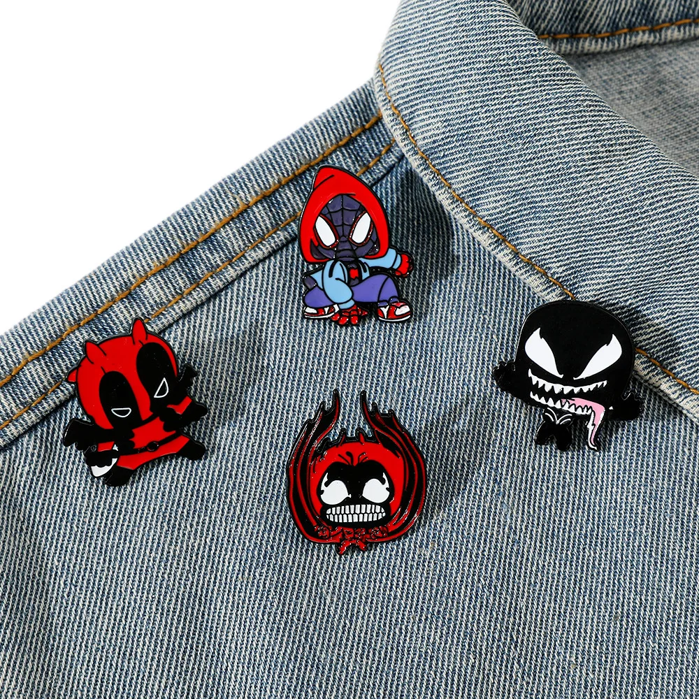 Disney Superbohaterowie Szpilki Kreskówka Deadpools Spidermans Venoms Alloy Badge Anime Broszka Plecak Akcesoria Wykwintne małe prezenty