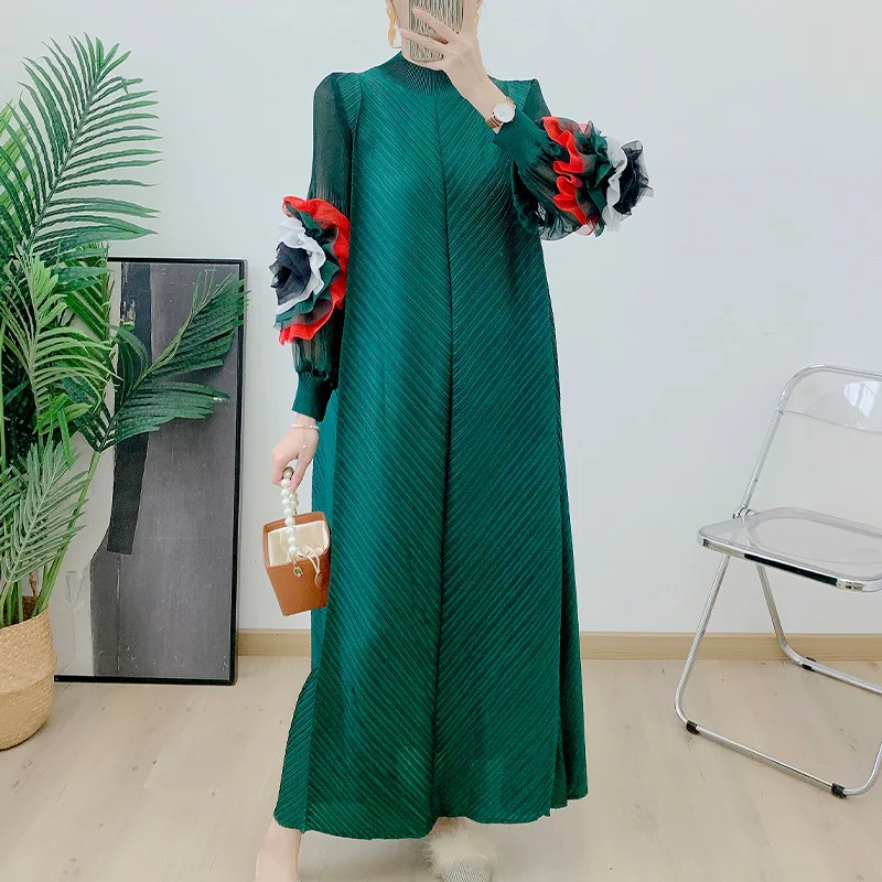 Wrinkled Long Dress 2024 Spring and Autumn Season New Style Temperament Half High Neck Loose Hand Shake Flower Long Dress