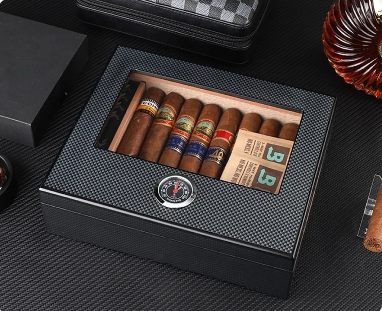 

Glass Top Carbon Fiber Cigar Box, Large Capacity Cedar Wood Moisturizing Set Cigar Box.