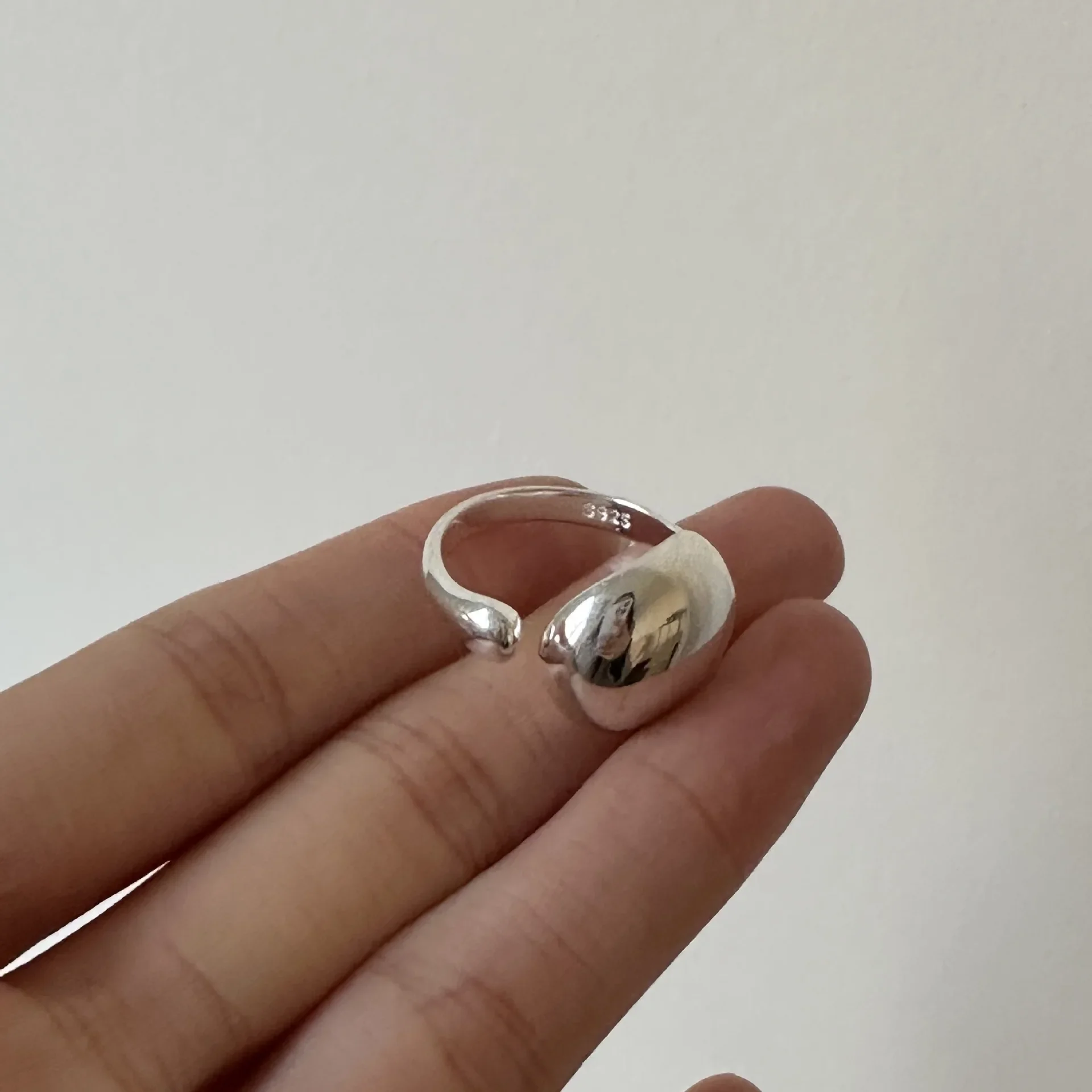 XINYI New in 925 Sterling Silver Ellipse Smooth surface Women\'s Rings Wedding Luxury Designer Jewelry Wholesale Jewellery Moneys