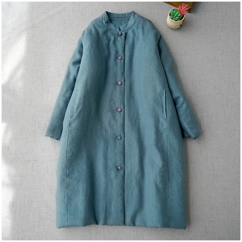 سترة نسائية شتوية طويلة جديدة لعام 2025 على الطراز الصيني بياقة واقفة وجيب بأزرار معطف نسائي سميك ملابس خارجية غير رسمية بأكمام طويلة