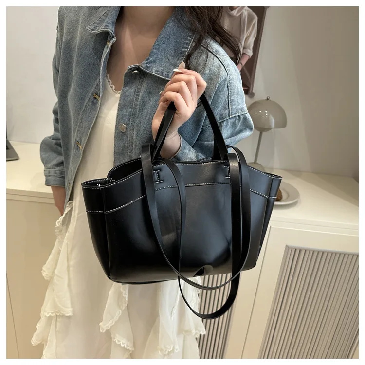 1 Stück Spezialtasche für Damen, große Kapazität, modische Joker-Umhängetasche, neue tragbare Handtasche für Pendler. – Detail 38